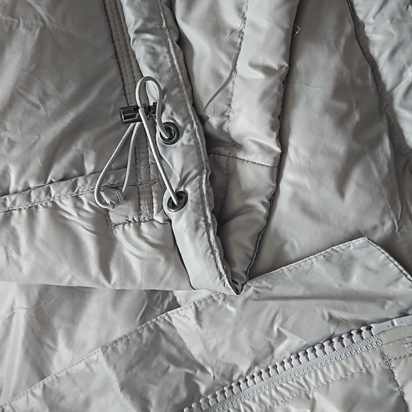 Martin + Osa women's puffer - Picture 11 of 11